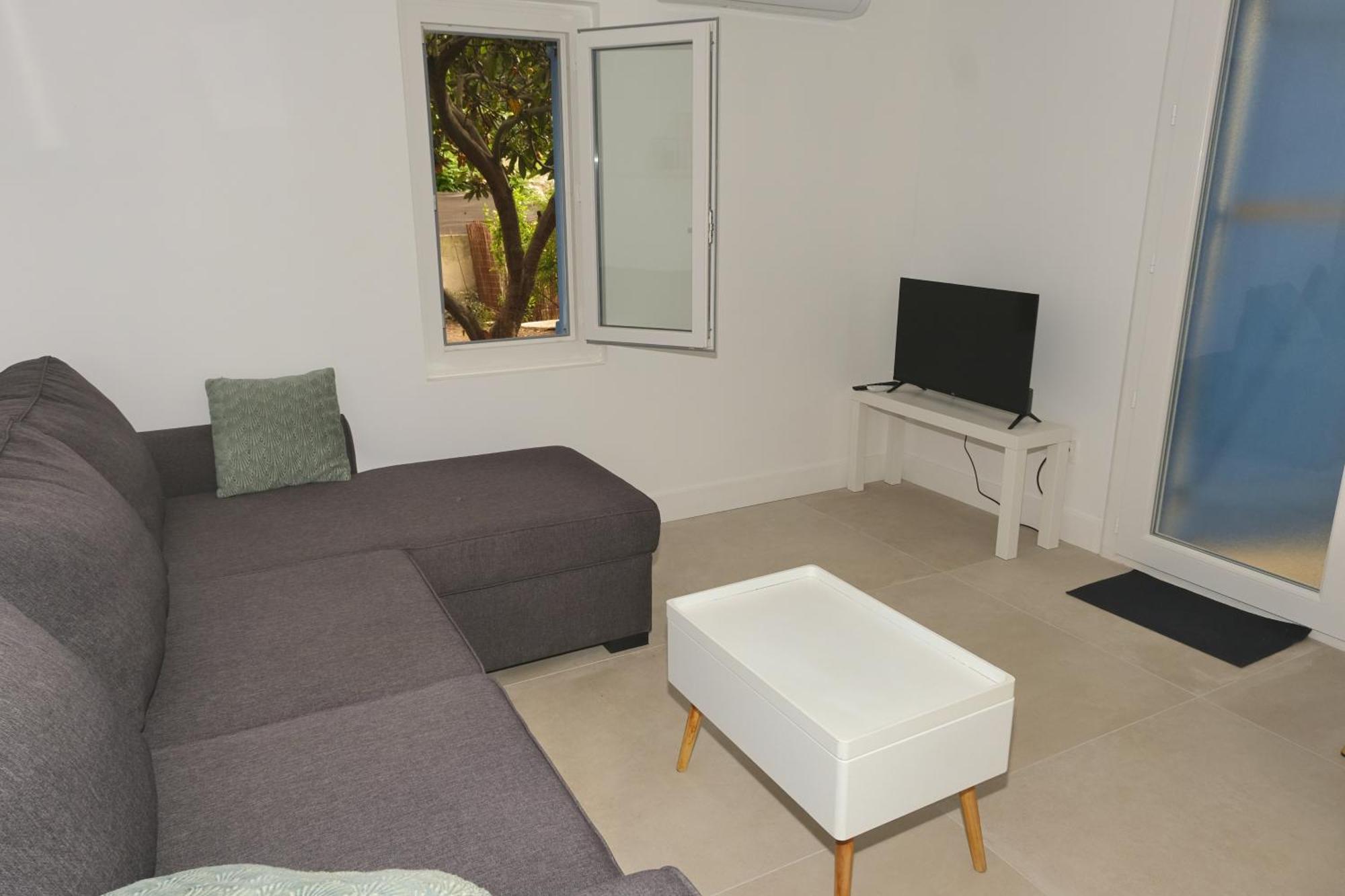 Studio Independant Avec Jardin Bouc-Bel-Air Exteriör bild