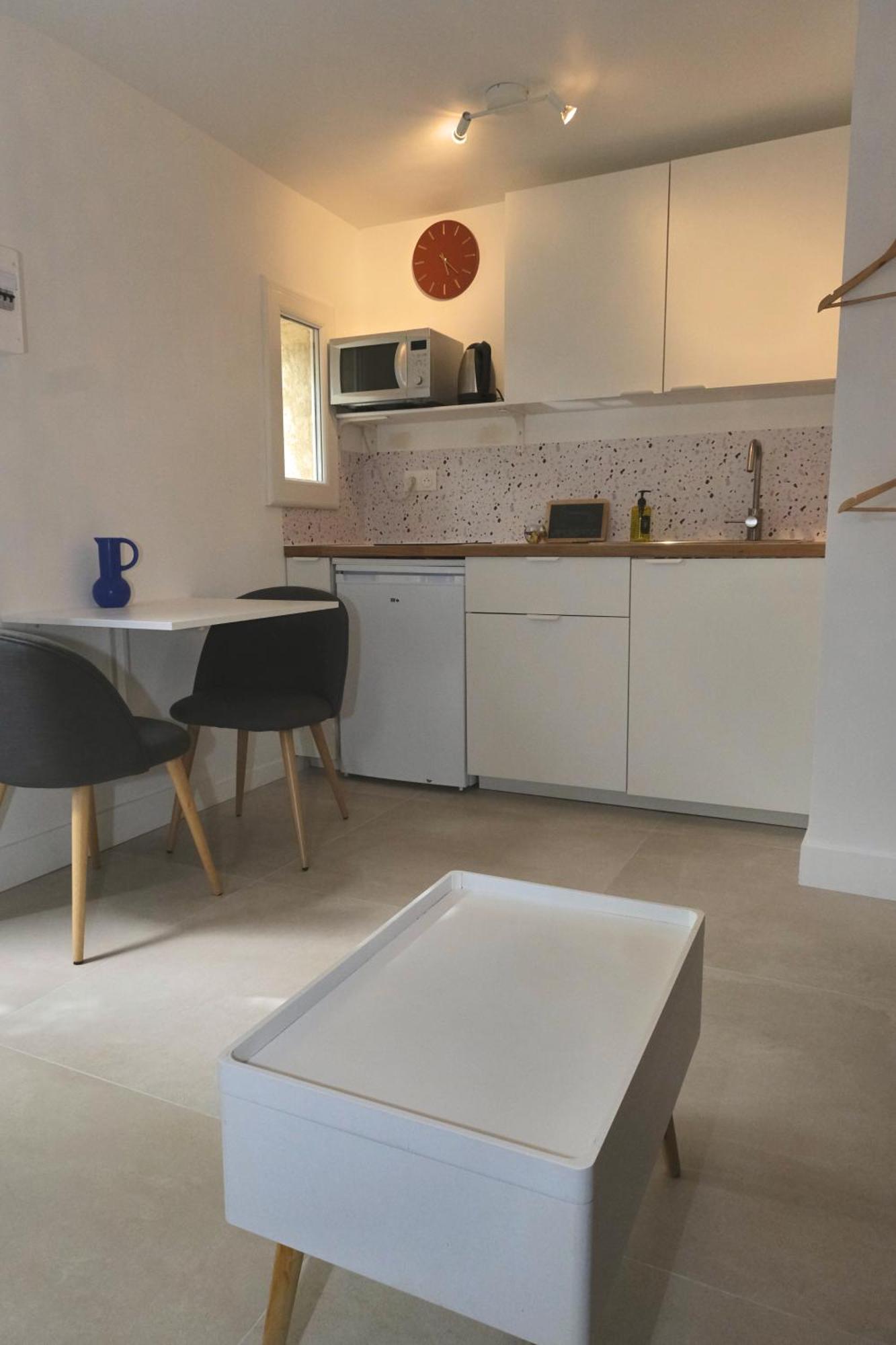 Studio Independant Avec Jardin Bouc-Bel-Air Exteriör bild